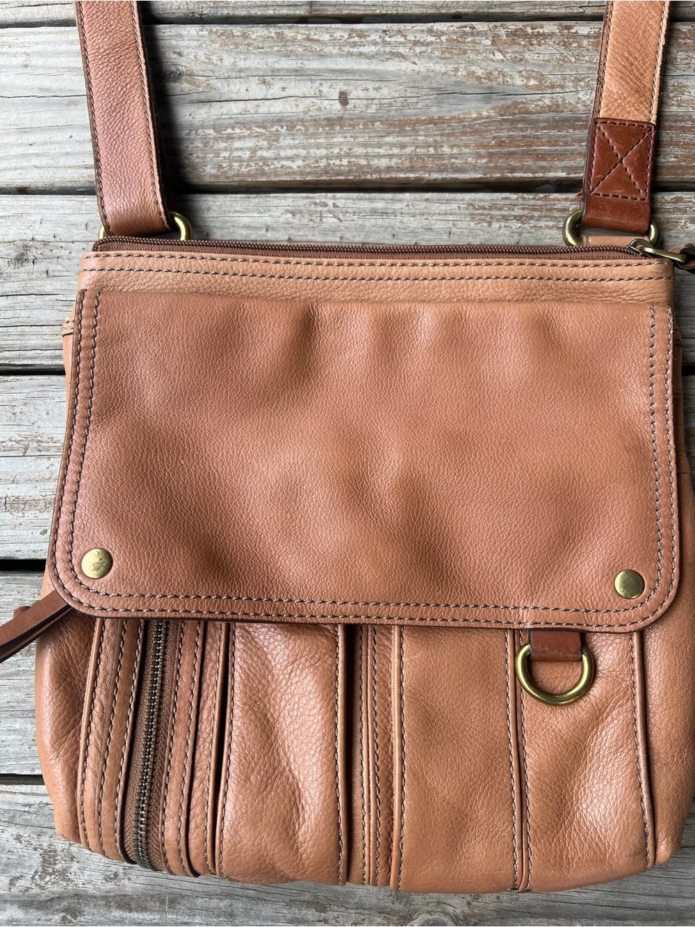 Fossil Men's Cognac Leather Messenger Bag